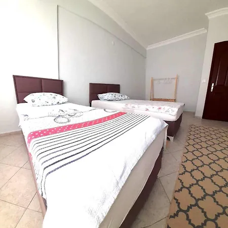 (T-3) Fethiye Merkezde Ferah ve Balkonlu 2+1 Daire Fethiye