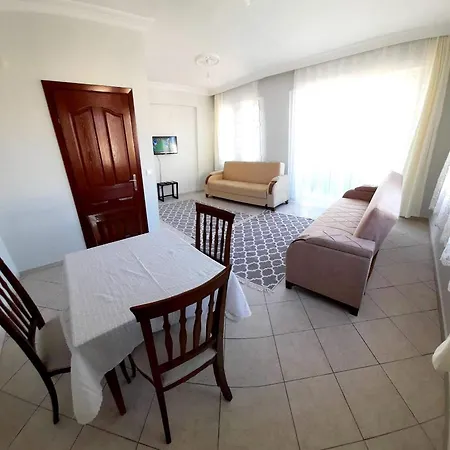 Daire (T-3) Fethiye Merkezde Ferah ve Balkonlu 2+1 Daire Fethiye