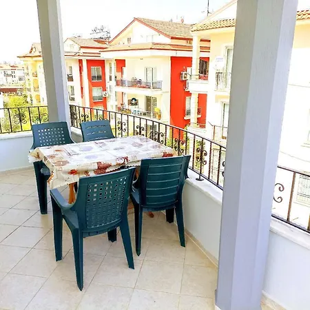 (T-3) Fethiye Merkezde Ferah ve Balkonlu 2+1 Daire Fethiye