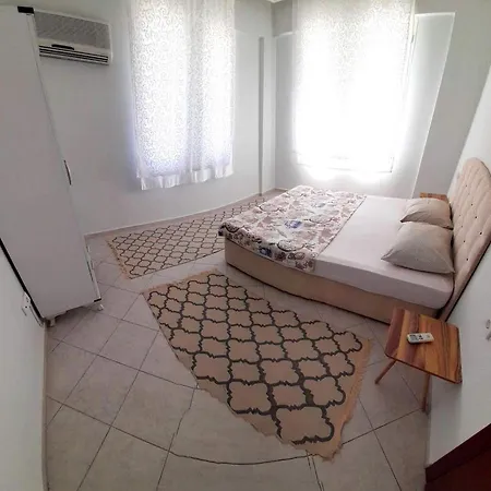 (T-3) Fethiye Merkezde Ferah ve Balkonlu 2+1 Daire Daire Fethiye